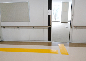 ２階EV前～姫路市身体障害者福祉協会、１階～５階各フロアの写真